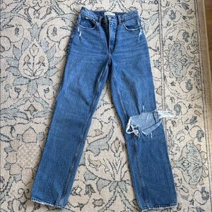 Abercrombie 90s straight ultra high rise- long length